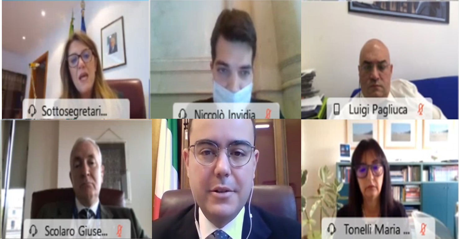 Nella foto in senso orario Puglisi, Invidia Pagliuca, Scolaro, Amitrano, Tonelli)